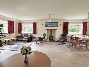 Photo 23- click for photo gallery